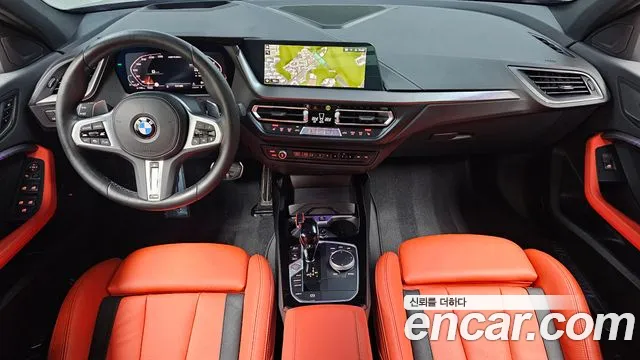 BMW 1-Series 2023 thumb 6