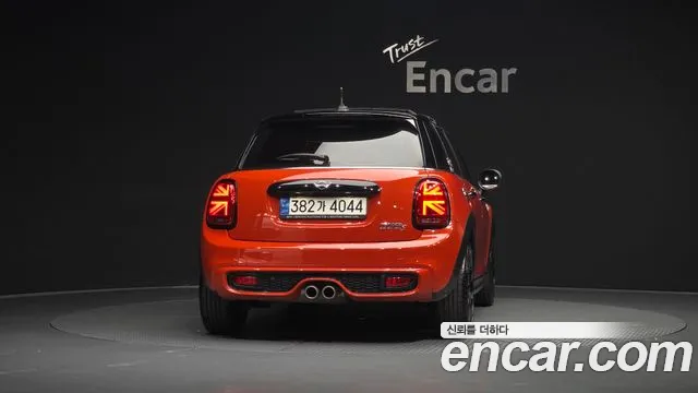 MINI Hatch 2021 thumb 3