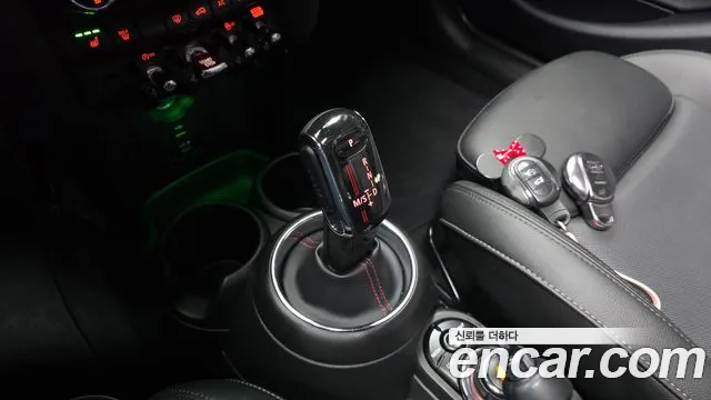 MINI Hatch 2021 thumb 8