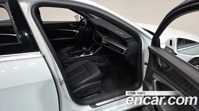 Audi A6 2021 thumb 10