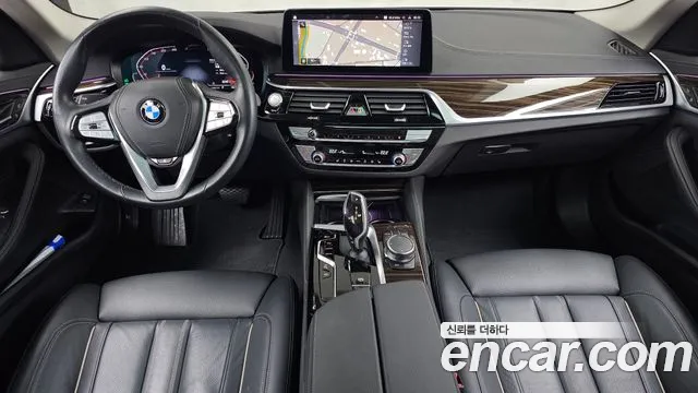 BMW 5-Series 2023 thumb 7