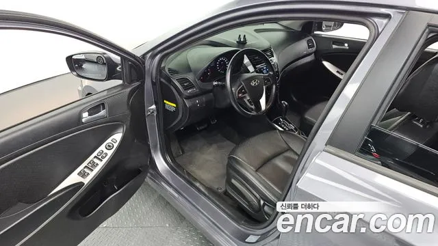 Hyundai Accent 2016 thumb 11
