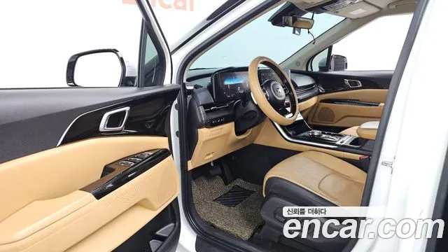 Kia Carnival 2021 thumb 10