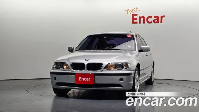 BMW 3-Series 2004 thumb 3