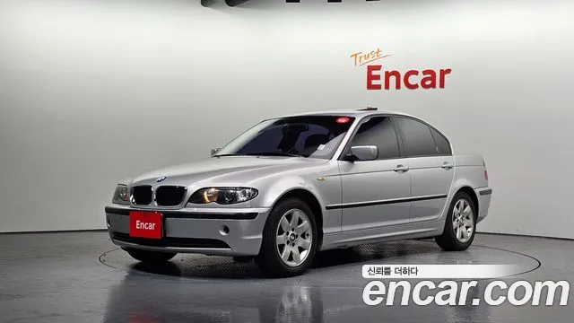 BMW 3-Series 2004 thumb 12
