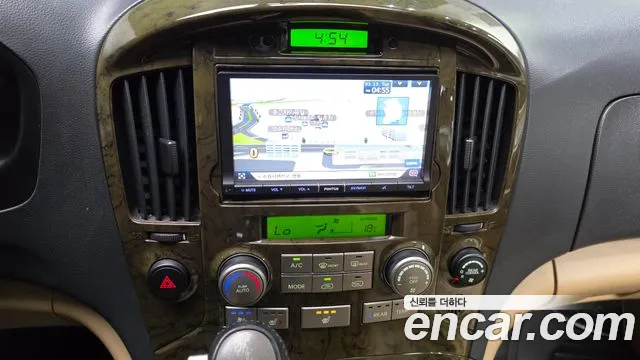 Hyundai Starex 2012 thumb 12