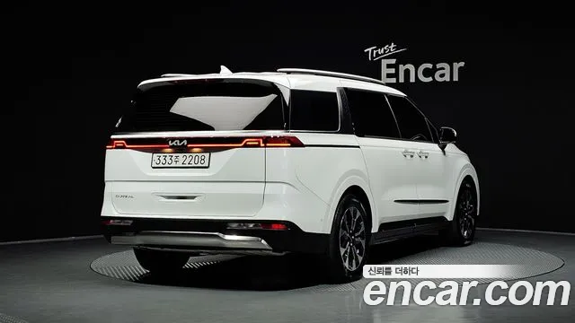 Kia Carnival 2022 thumb 2