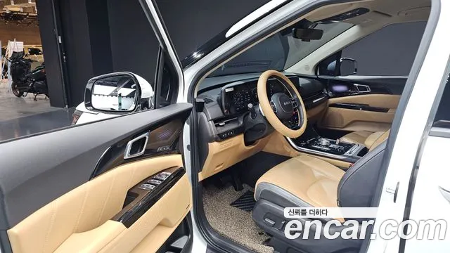 Kia Carnival 2022 thumb 10