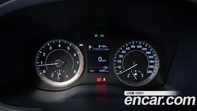 Hyundai Venue 2022 thumb 8