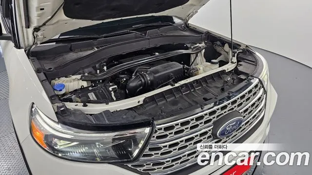 Ford Explorer 2020 thumb 6