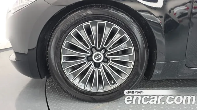 Kia K9 2012 thumb 5