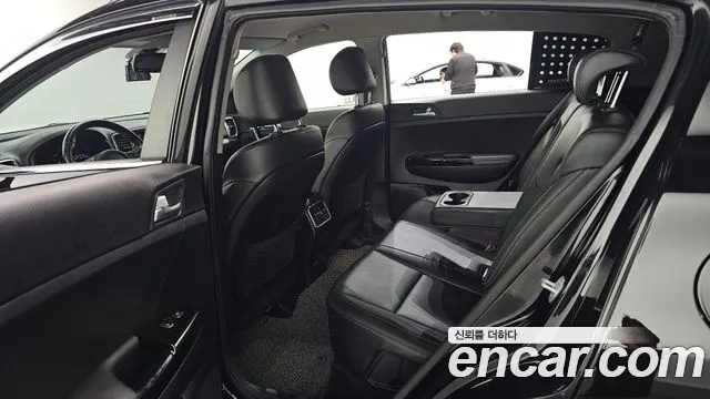 Kia Sportage 2018 thumb 11