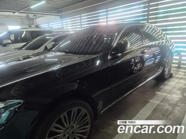 Mercedes-Benz S-Класс 2019 thumb 3