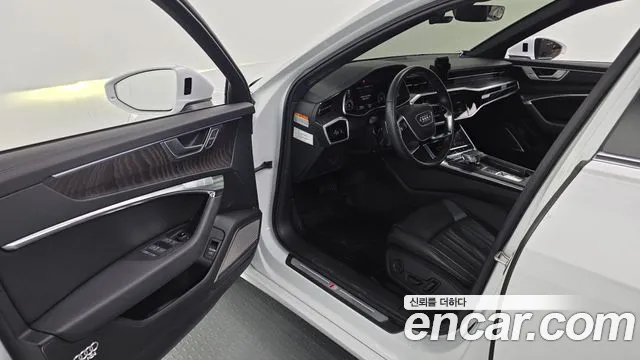 Audi A6 2022 thumb 10