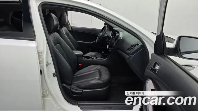 Kia K5 2010 thumb 11