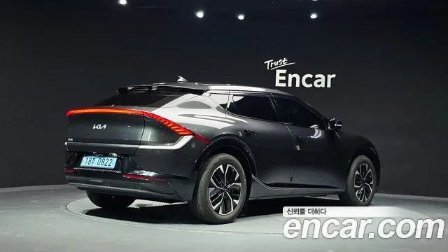 Kia EV6 2024 thumb 2