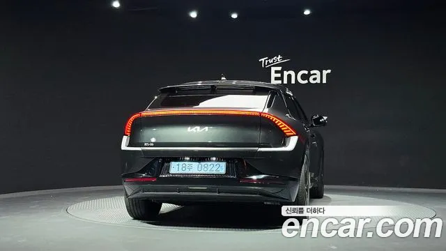 Kia EV6 2024 thumb 4
