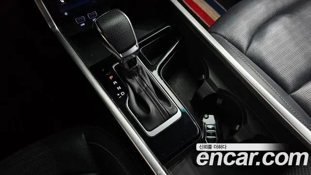 KG_Mobility_Ssangyong Torres 2022 thumb 9