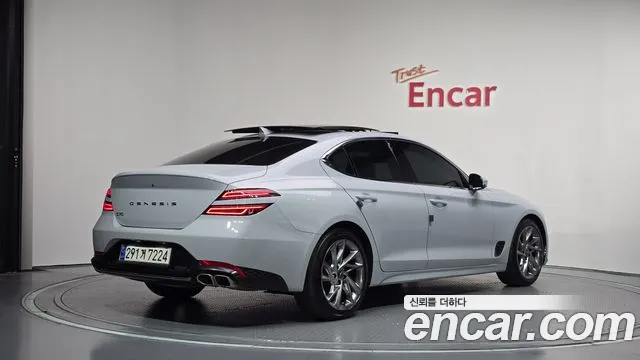 Genesis G70 2021 thumb 2
