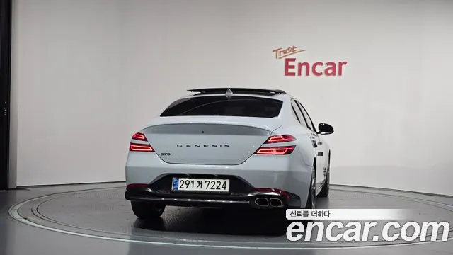 Genesis G70 2021 thumb 4