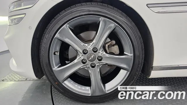 Genesis G80 2020 thumb 5