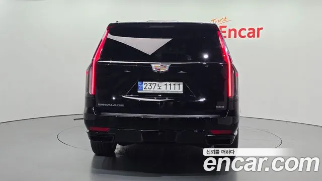 Cadillac Escalade 2023 thumb 4