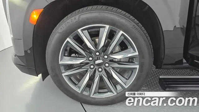 Cadillac Escalade 2023 thumb 5