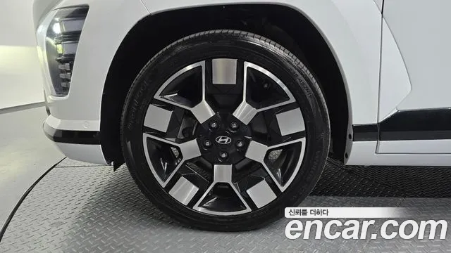 Hyundai Kona 2023 thumb 5