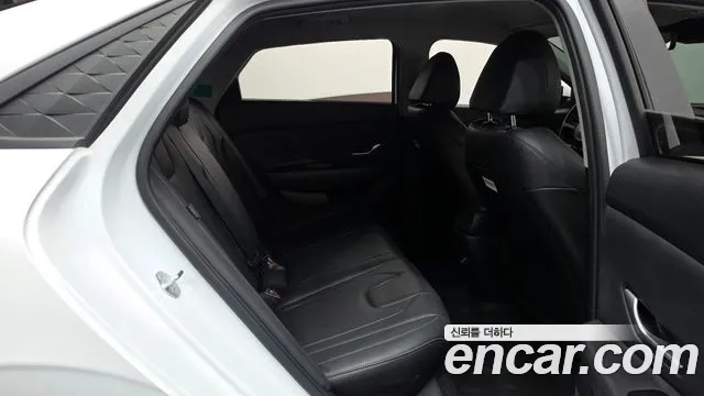 Hyundai Avante 2023 thumb 11