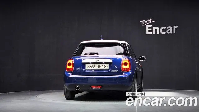 MINI Hatch 2015 thumb 4