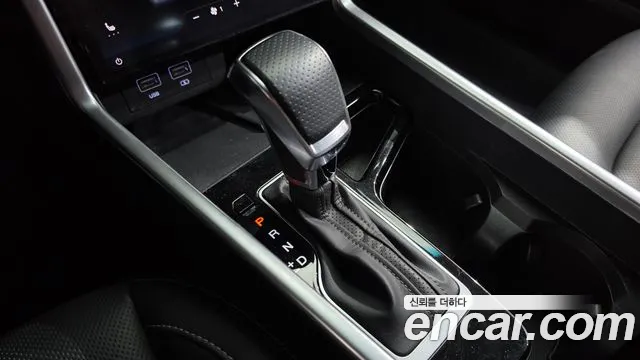KG_Mobility_Ssangyong Torres 2022 thumb 9
