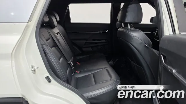 KG_Mobility_Ssangyong Torres 2022 thumb 11