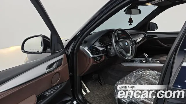 BMW X5 2018 thumb 10
