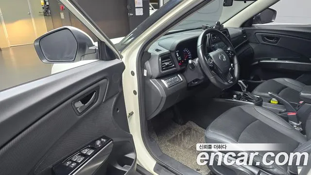 KG_Mobility_Ssangyong TIBOLI 2020 thumb 10