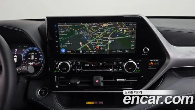 Toyota Highlander 2025 thumb 12