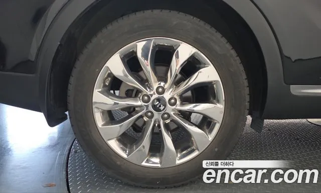 Kia Sorento 2017 thumb 5