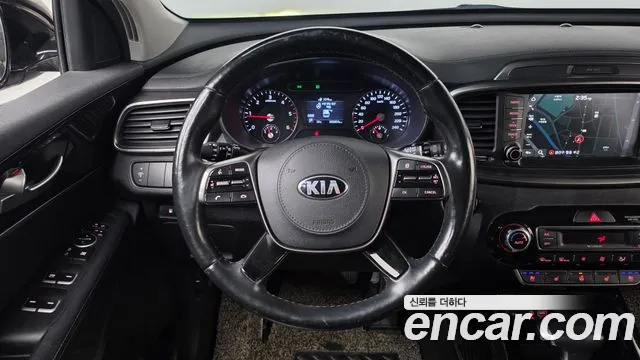 Kia Sorento 2017 thumb 12