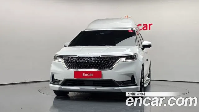 Kia Carnival 2023 thumb 3