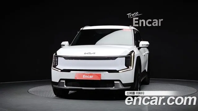 Kia EV9 2023 thumb 2