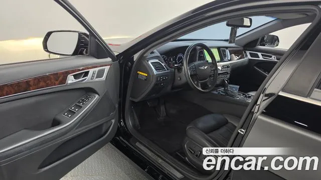 Hyundai Genesis 2015 thumb 10