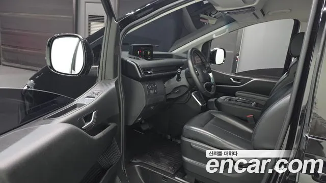 Hyundai Staria 2022 thumb 10
