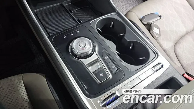 Kia Carnival 2024 thumb 9