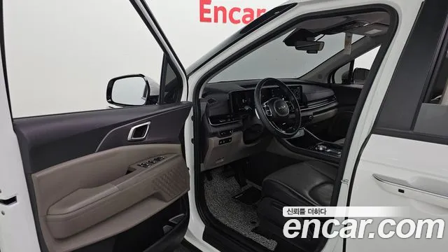 Kia Carnival 2024 thumb 10