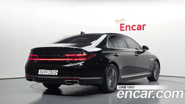 Genesis G90 2019 thumb 2