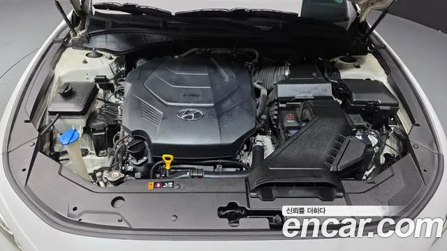 Hyundai Grandeur 2016 thumb 6