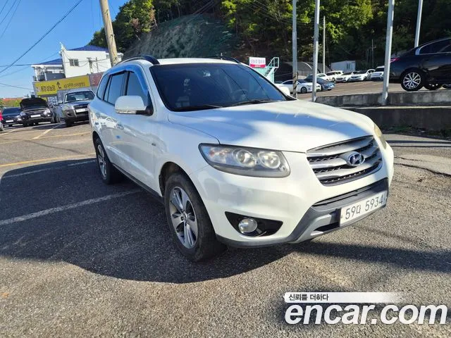 Hyundai Santa Fe 2011 thumb 2