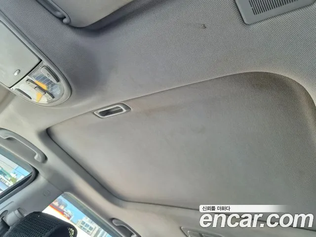 Hyundai Santa Fe 2011 thumb 10