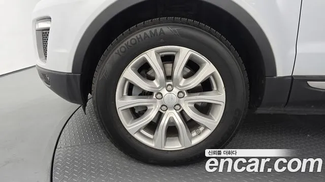 Land Rover Range Rover Evoque 2016 thumb 5
