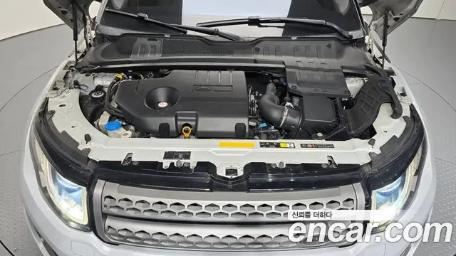Land Rover Range Rover Evoque 2016 thumb 6