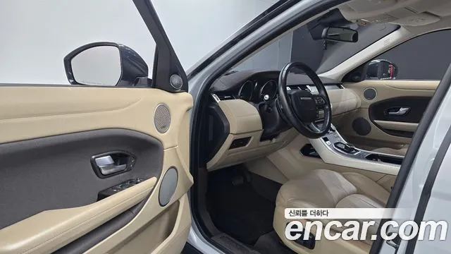 Land Rover Range Rover Evoque 2016 thumb 10